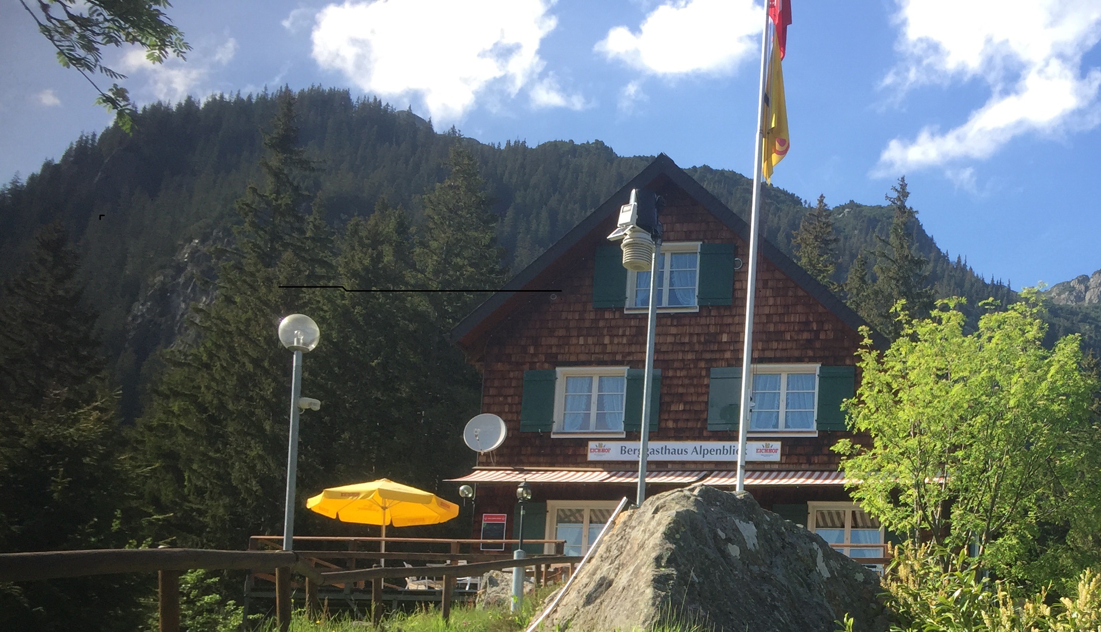 Berggasthaus Alpenblick (1367 m) v Švýcarsku – horská chata SAC
